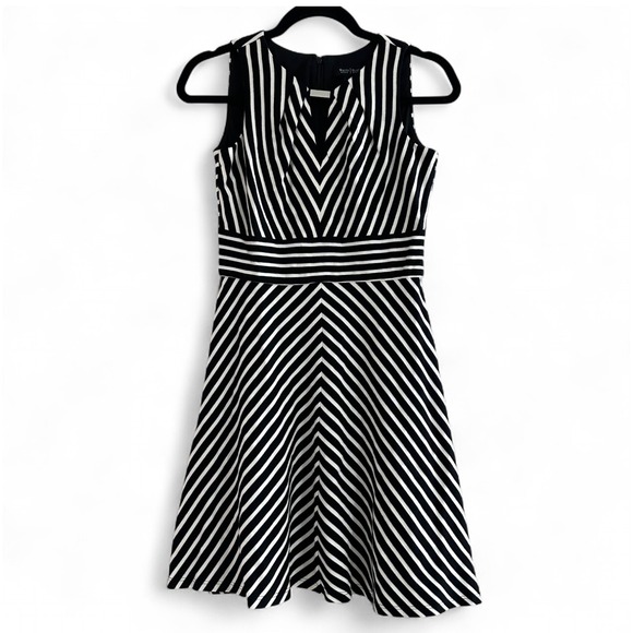 NEW WHBM White House Black Market Striped Sleeveless Fit & Flare Dress 00 XXS - Picture 1 of 7